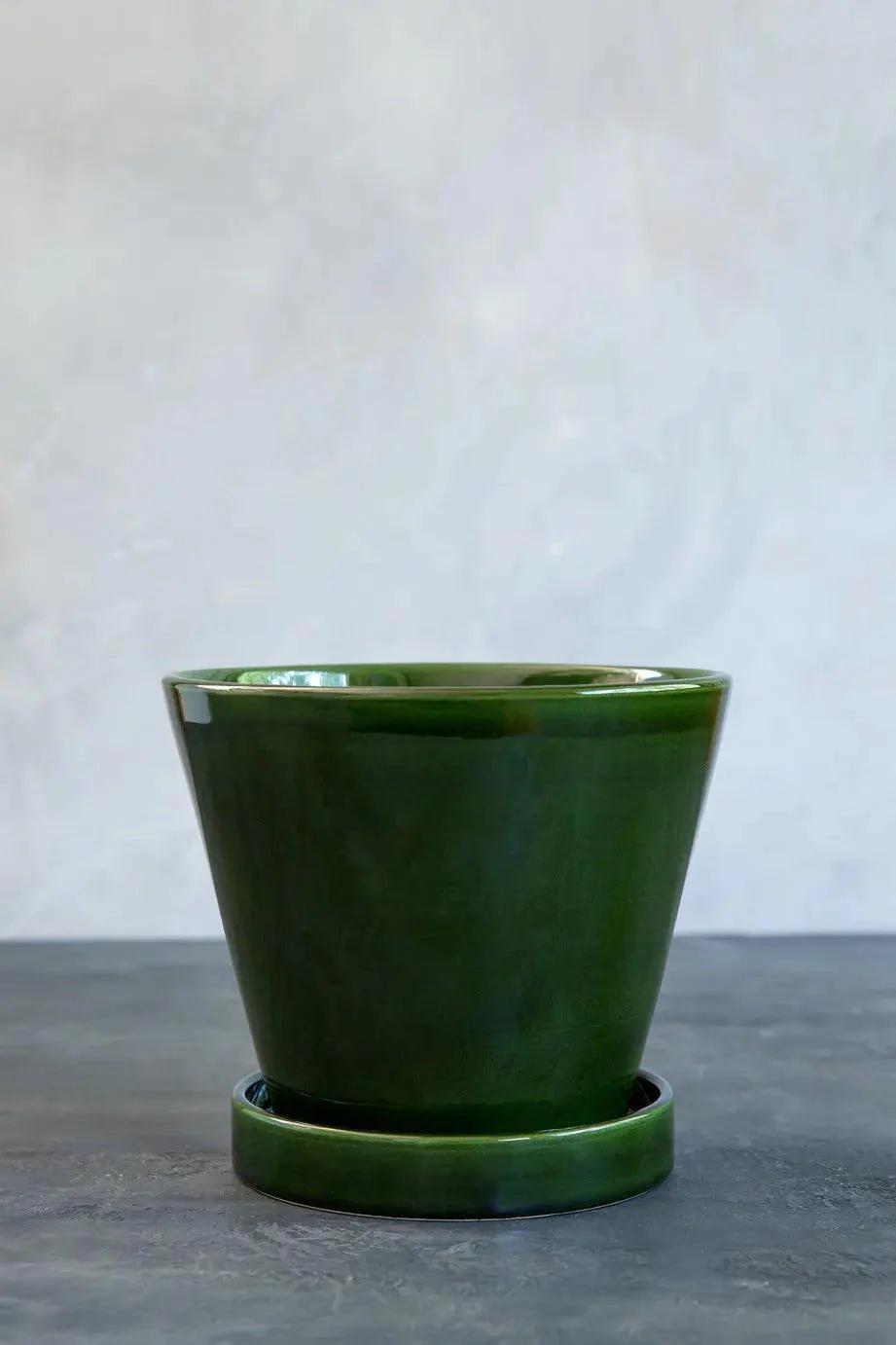 Bergs Potter Julie Pot Glazed Green Pot - Image 4